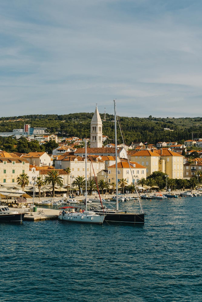 Brač, Kroatien 3-min